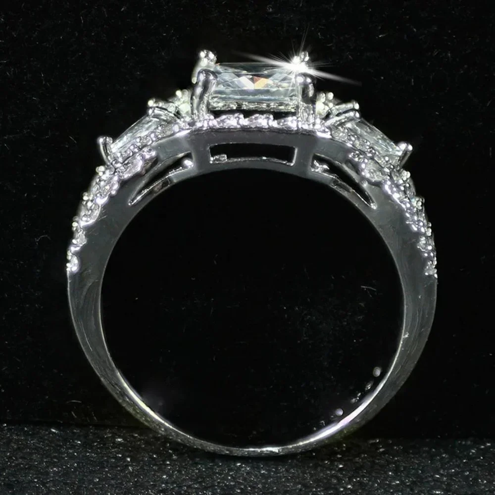 *NEW 18K White Gold Princess Cut Diamond 3PC Ring